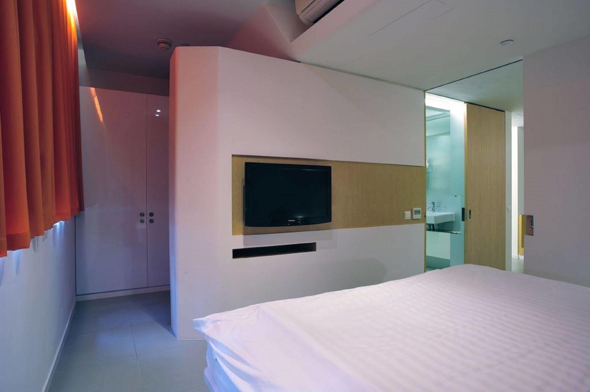 60 West Hotel Χονγκ Κονγκ Εξωτερικό φωτογραφία
